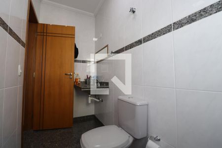 Casa à venda com 155m², 3 quartos e 5 vagasBanheiro suite 2