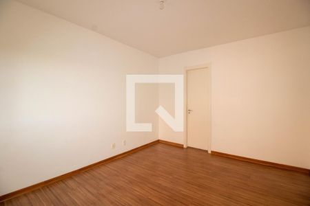 Apartamento à venda com 74m², 2 quartos e 1 vaga Apartamento à venda com 74m², 2 quartos e 1 vagaSuíte