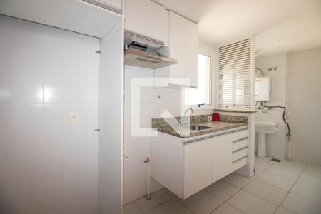 Apartamento à venda com 74m², 2 quartos e 1 vaga Apartamento à venda com 74m², 2 quartos e 1 vagaCozinha