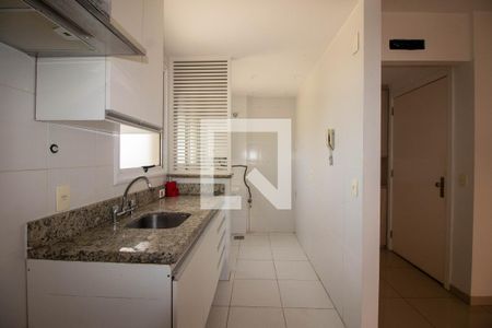 Apartamento à venda com 74m², 2 quartos e 1 vaga Apartamento à venda com 74m², 2 quartos e 1 vagaCozinha
