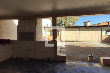 Casa à venda com 100m², 3 quartos e 2 vagas Casa à venda com 100m², 3 quartos e 2 vagasVaranda