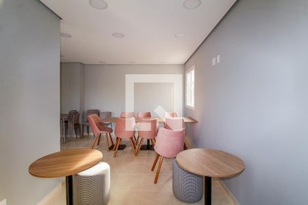 Apartamento para alugar com 37m², 2 quartos e 1 vaga Apartamento para alugar com 37m², 2 quartos e 1 vagaÁrea comum - Salão de festas