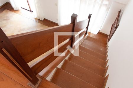 Apartamento à venda com 296m², 4 quartos e 3 vagas Apartamento à venda com 296m², 4 quartos e 3 vagasESCADA ACESSOS