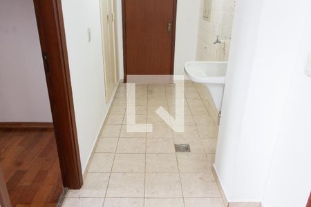 Apartamento à venda com 296m², 4 quartos e 3 vagas Apartamento à venda com 296m², 4 quartos e 3 vagasÁREA DE SERVIÇO