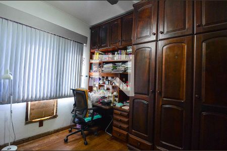 Apartamento à venda com 180m², 4 quartos e 3 vagasQuarto 4