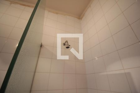 Casa à venda com 650m², 6 quartos e sem vagaChuveiro