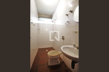 Casa à venda com 650m², 6 quartos e sem vagaBanheiro