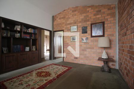 Casa à venda com 650m², 6 quartos e sem vagaCorredor