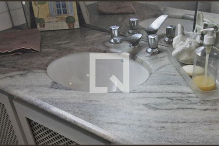 Casa à venda com 650m², 6 quartos e sem vagaPia