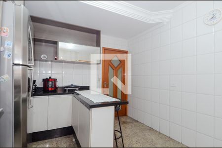 Casa à venda com 205m², 4 quartos e 3 vagasCozinha