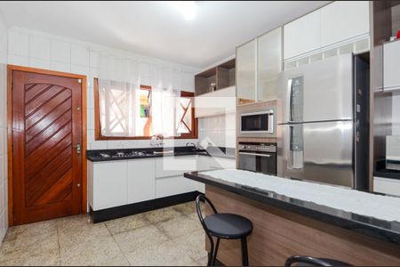 Casa à venda com 205m², 4 quartos e 3 vagasCozinha