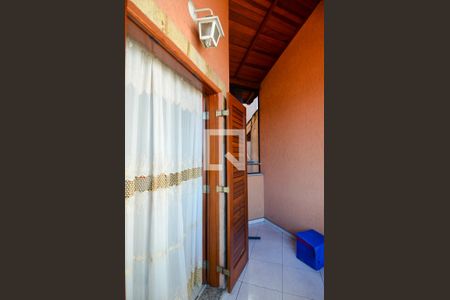 Casa à venda com 205m², 4 quartos e 3 vagasVaranda da Suíte 1