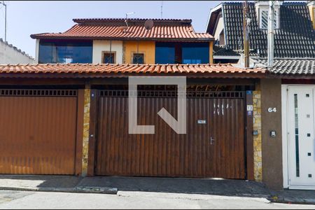 Casa à venda com 205m², 4 quartos e 3 vagasFachada