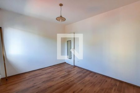 Quarto 1 de casa para alugar com 2 quartos, 115m² em Rudge Ramos, São Bernardo do Campo