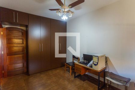 Casa à venda com 503m², 4 quartos e 4 vagasSuíte 2