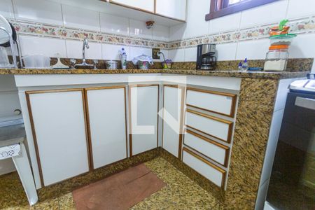 Casa à venda com 503m², 4 quartos e 4 vagasArmário da Cozinha