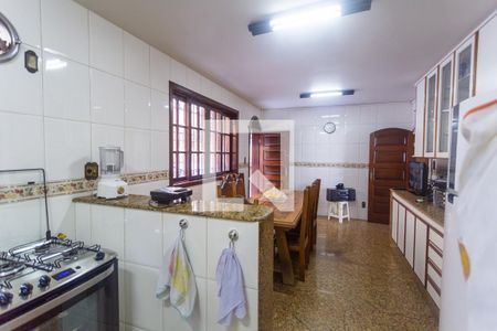 Casa à venda com 503m², 4 quartos e 4 vagasCozinha