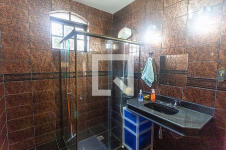 Casa à venda com 503m², 4 quartos e 4 vagasBanheiro Social