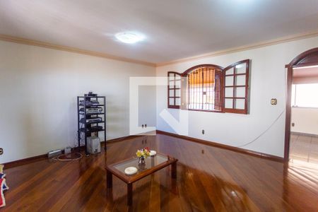 Casa à venda com 503m², 4 quartos e 4 vagasSala 4