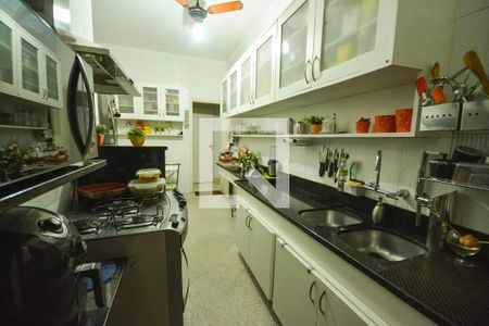 Apartamento à venda com 260m², 4 quartos e 1 vagaCozinha