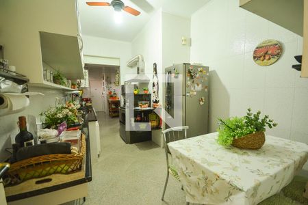 Apartamento à venda com 260m², 4 quartos e 1 vagaCozinha