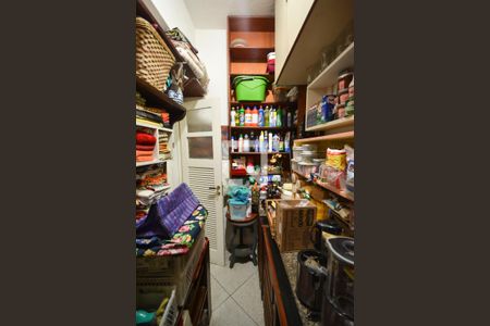 Apartamento à venda com 260m², 4 quartos e 1 vagaDispensa