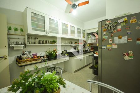 Apartamento à venda com 260m², 4 quartos e 1 vagaCozinha