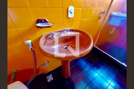 Apartamento à venda com 43m², 1 quarto e sem vaga Apartamento à venda com 43m², 1 quarto e sem vagaBanheiro social