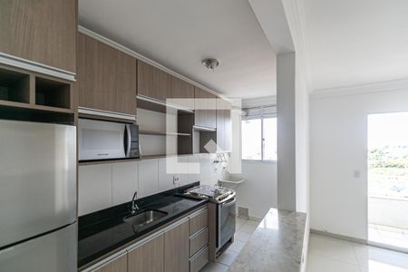 Apartamento à venda com 57m², 2 quartos e 1 vaga Apartamento à venda com 57m², 2 quartos e 1 vagaCozinha e Área de Serviço