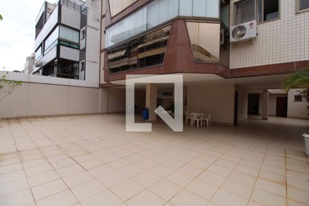 Apartamento à venda com 334m², 3 quartos e 4 vagasÁrea Comum - Playground