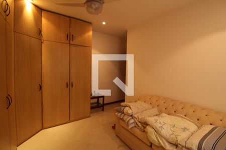 Apartamento à venda com 334m², 3 quartos e 4 vagasQuarto 1