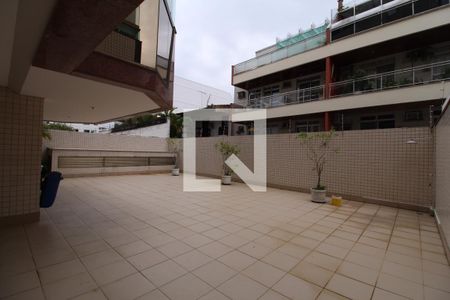Apartamento à venda com 334m², 3 quartos e 4 vagasÁrea Comum - Playground