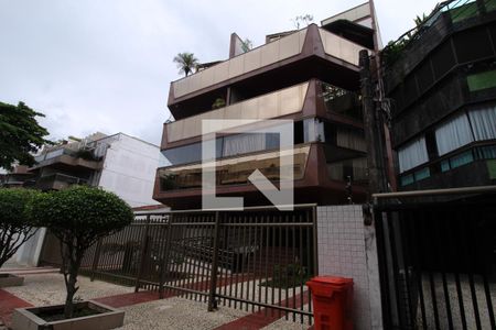 Apartamento à venda com 334m², 3 quartos e 4 vagasFachada