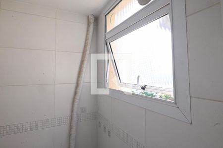 Apartamento à venda com 82m², 3 quartos e 1 vaga Apartamento à venda com 82m², 3 quartos e 1 vagaBanheiro de Serviço