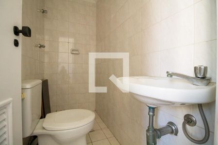 Apartamento à venda com 67m², 3 quartos e 1 vaga Apartamento à venda com 67m², 3 quartos e 1 vagaBanheiro de Serviço