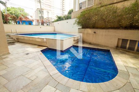 Apartamento à venda com 67m², 3 quartos e 1 vaga Apartamento à venda com 67m², 3 quartos e 1 vagaÁrea comum - Piscina