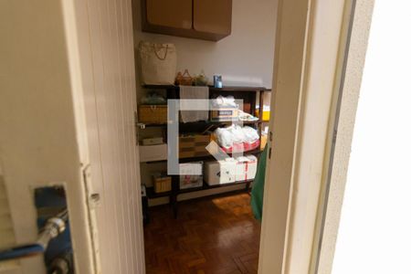 Apartamento à venda com 140m², 3 quartos e 1 vagaÁrea de Serviço