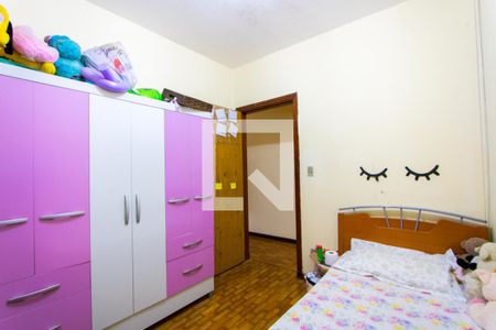 Casa à venda com 157m², 3 quartos e 2 vagas Casa à venda com 157m², 3 quartos e 2 vagasQuarto 2