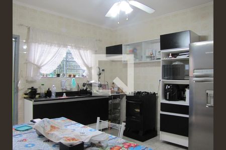 Casa à venda com 240m², 4 quartos e 4 vagasCozinha