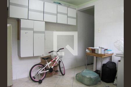 Casa à venda com 240m², 4 quartos e 4 vagasCozinha casa 2