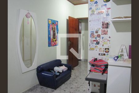 Casa à venda com 240m², 4 quartos e 4 vagasQuarto 2