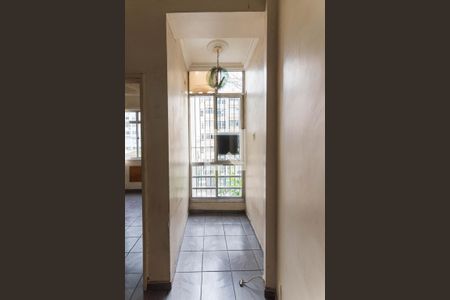 Apartamento à venda com 77m², 2 quartos e sem vagaSala