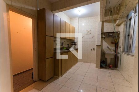 Apartamento à venda com 77m², 2 quartos e sem vagaCozinha