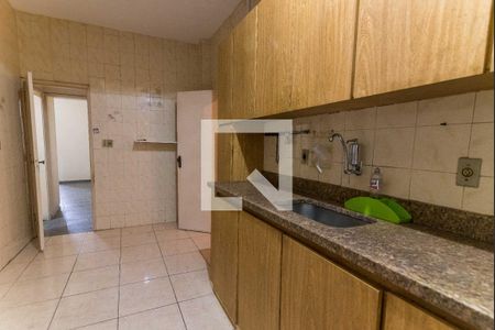 Apartamento à venda com 77m², 2 quartos e sem vagaCozinha