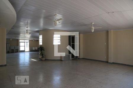 Apartamento à venda com 77m², 2 quartos e sem vagaÁrea comum