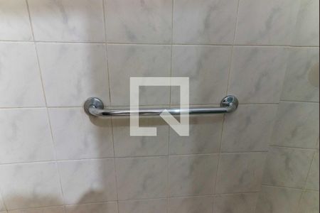 Apartamento à venda com 77m², 2 quartos e sem vagaBanheiro