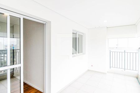 Varanda de apartamento para alugar com 2 quartos, 80m² em Santo Amaro, São Paulo