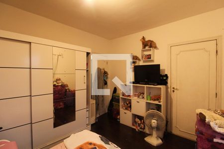 Casa à venda com 240m², 4 quartos e 4 vagasQuarto 2