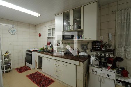 Casa à venda com 240m², 4 quartos e 4 vagasCozinha