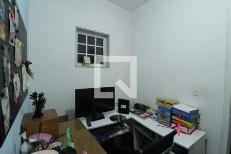 Casa à venda com 240m², 4 quartos e 4 vagasCloset - Suíte